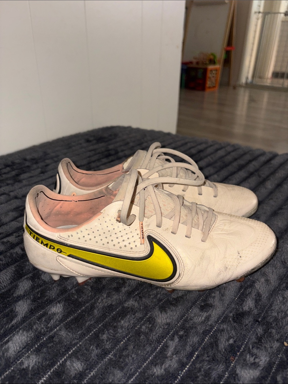 NIKE TIEMPOS